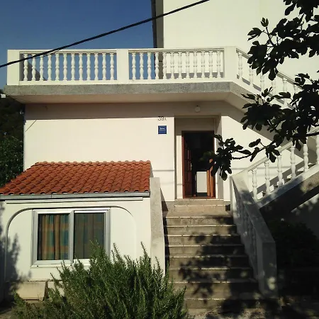 Apartment Apartments By The Sea Rogoznica - 11425 Rogoznica (Sibenik-Knin)