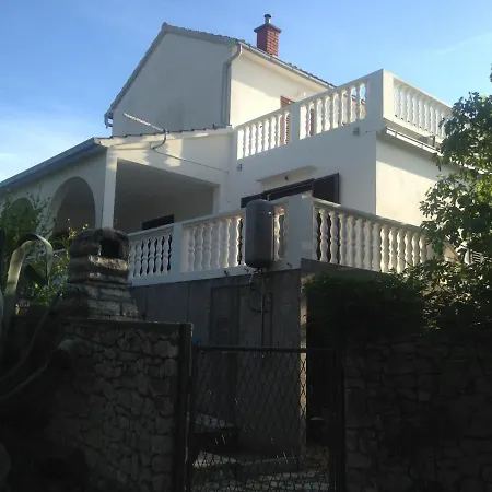 Apartments By The Sea Rogoznica - 11425